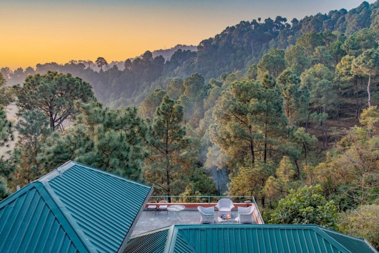 Western Edge Kasauli !Lawn! Bonfire! Peace! Pvt Villa ! Exterior photo